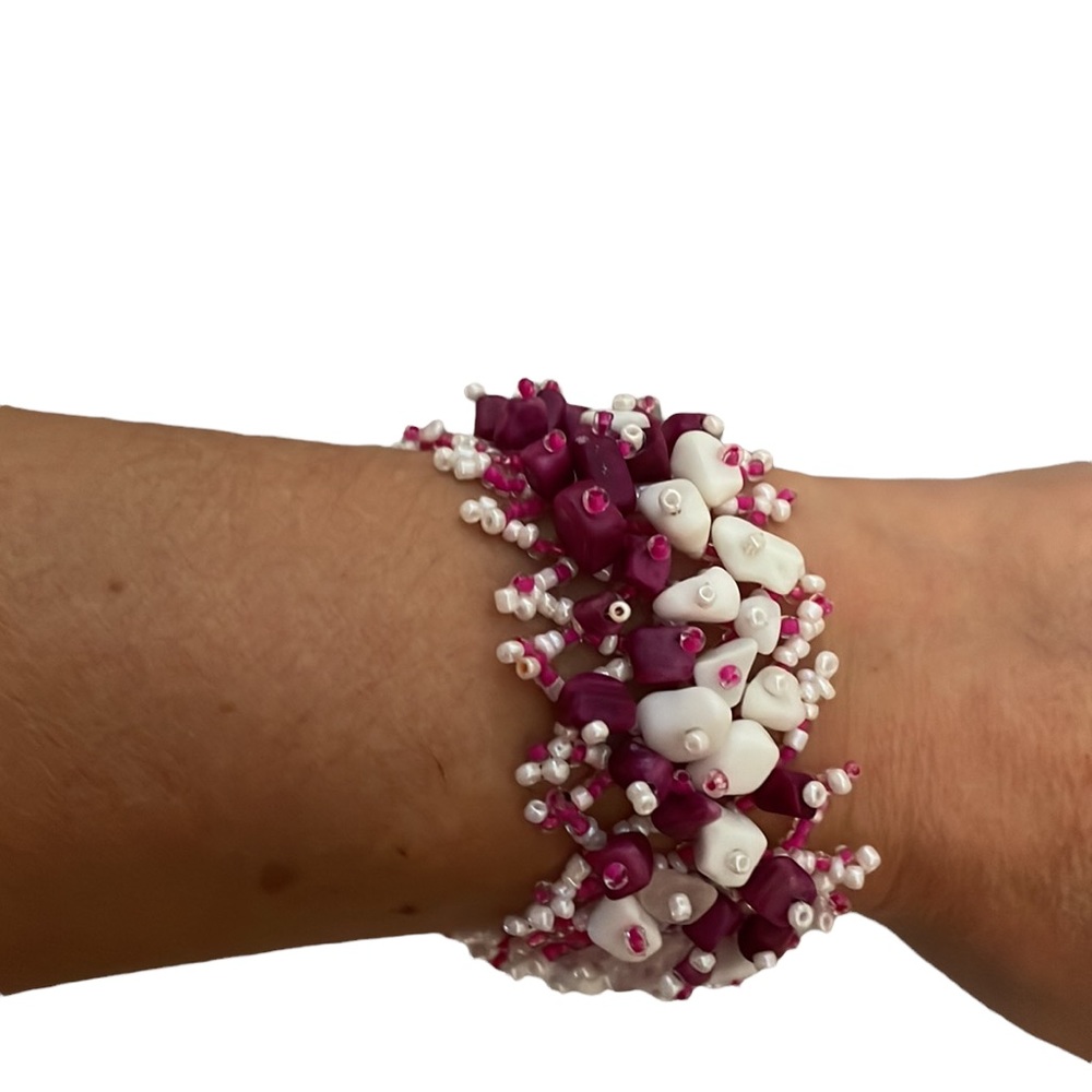 Unique handmade beaded bracelet pink & white